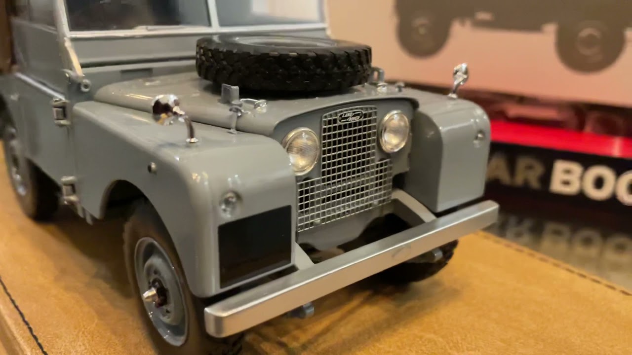 Minichamps 1/18 - Land Rover Series 1