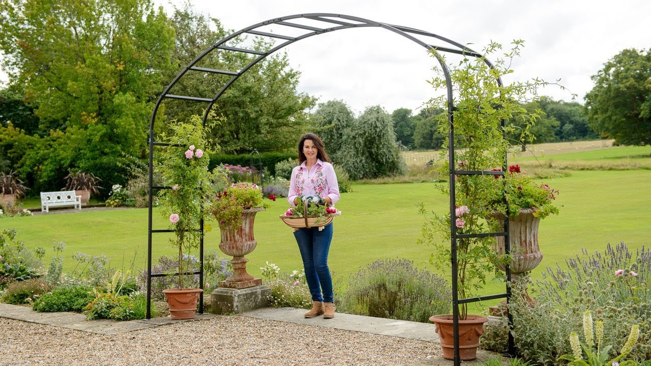 UK Made Garden Arches by Harrod Horticultural