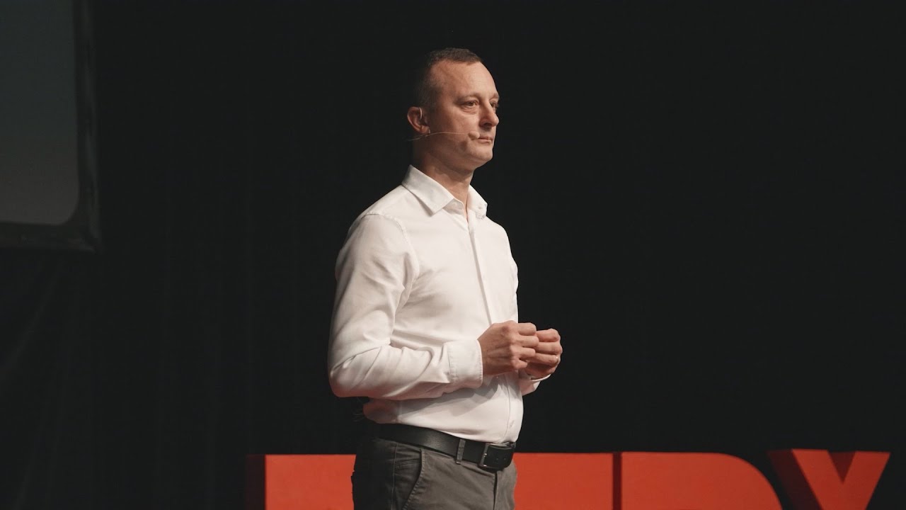 A „B” terv | Bodrogközi László | TEDxDebrecen