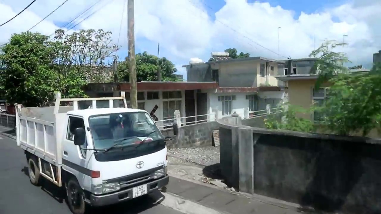 Mauritius with bus  21.3. - 3.4.2017 vol 6 to the airport