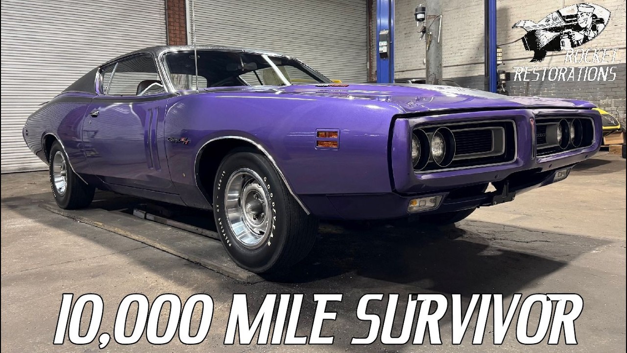 The BEST Mopar In The World! 71 Dodge Charger W/ 426 Hemi Engine At The Wellborn Muscle Car Museum!