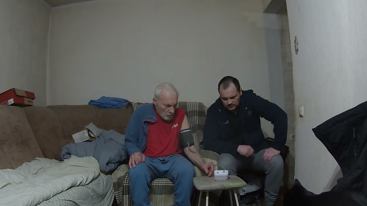 Я УХАЖИВАЮ ЗА ПАПОЙ ИНВАЛИДОМ ! №13
