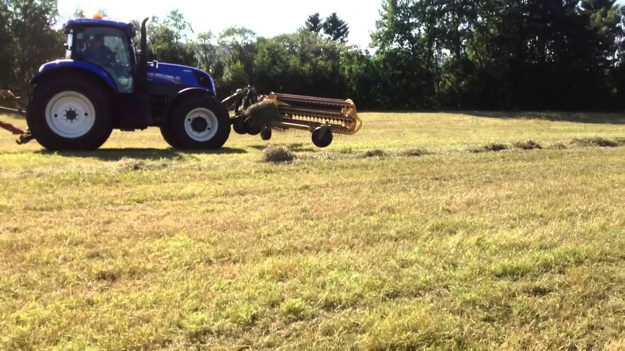 New Holland T7.210 w/ Elho V-Twin 600