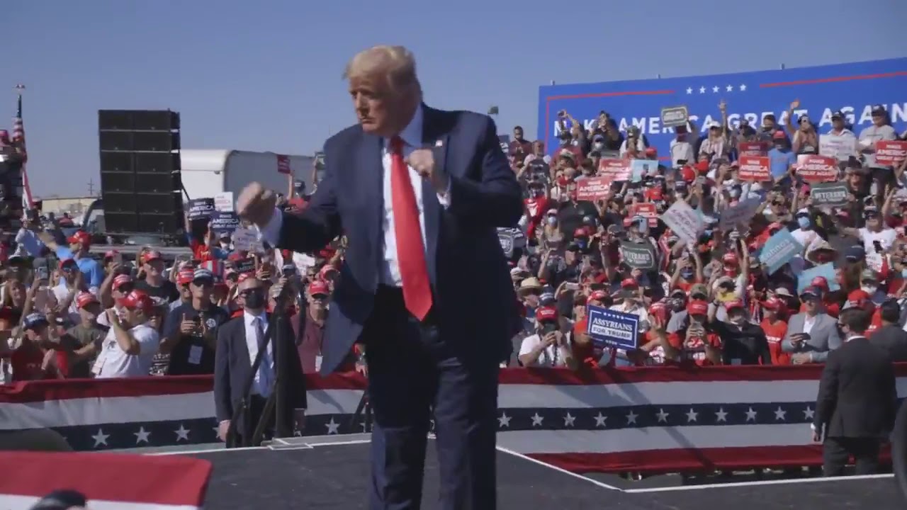 Młody mężczyzna - TRUMP