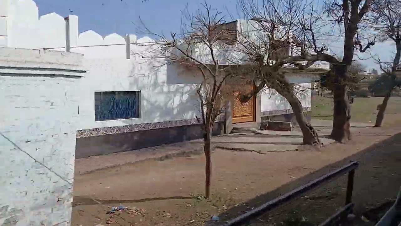 departure 135up chanab express in malakwal with pha 20 8311