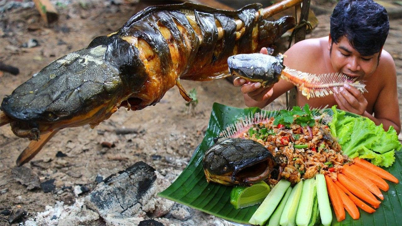 Cookin Authentic Thai Larb CathFish Recipe - Cook Laab CatFish Salad(Spicy Salad)Perfect Summer Food
