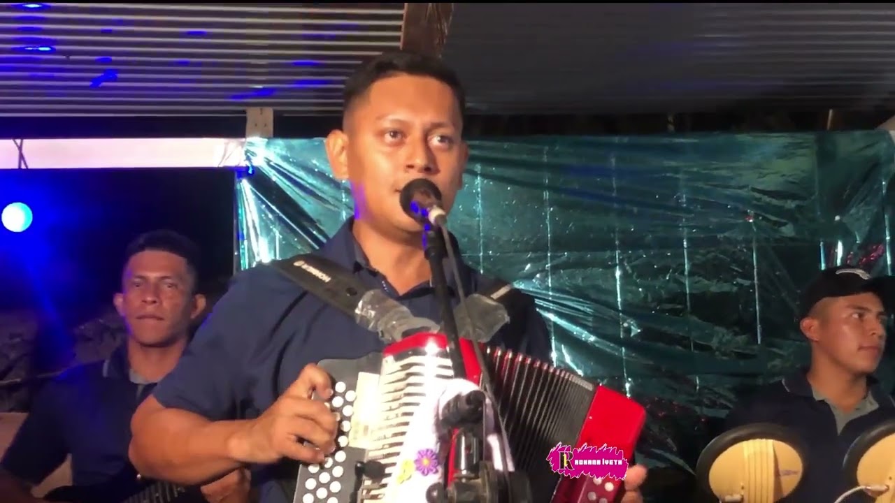Entre penas y copas - Y se acaba el mundo   - Héctor Domínguez- Tradiciones de Panamá
