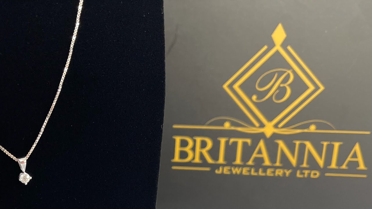 Britannia Jewellery 18ct white gold .10ct diamond pendant + chain c60028
