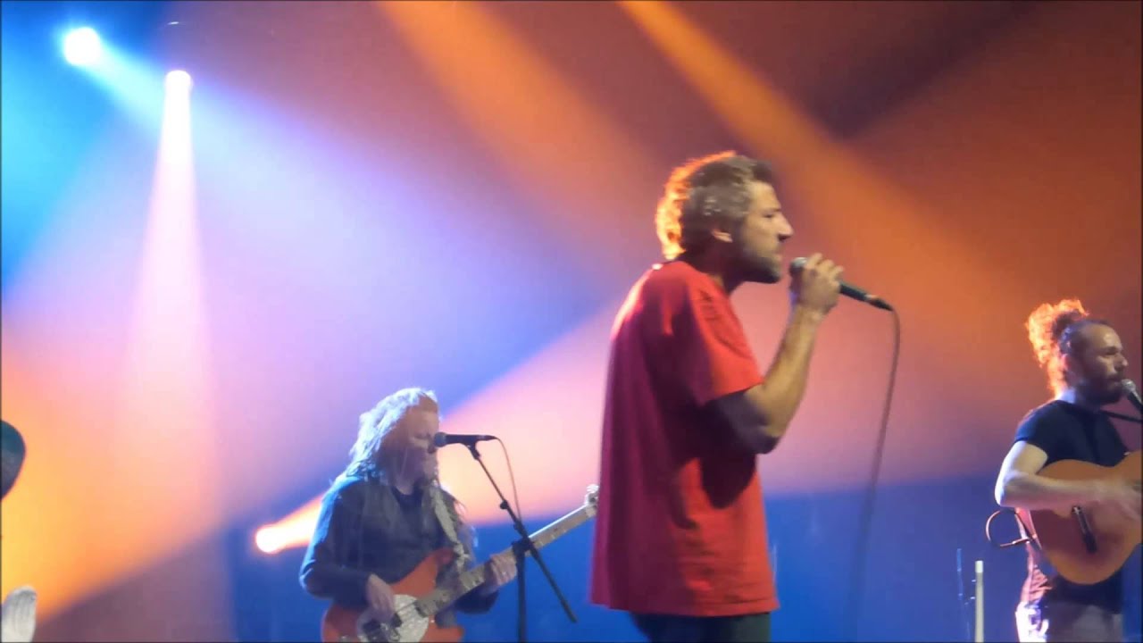 Zoufris Maracas - j'aime pas travailler (live)