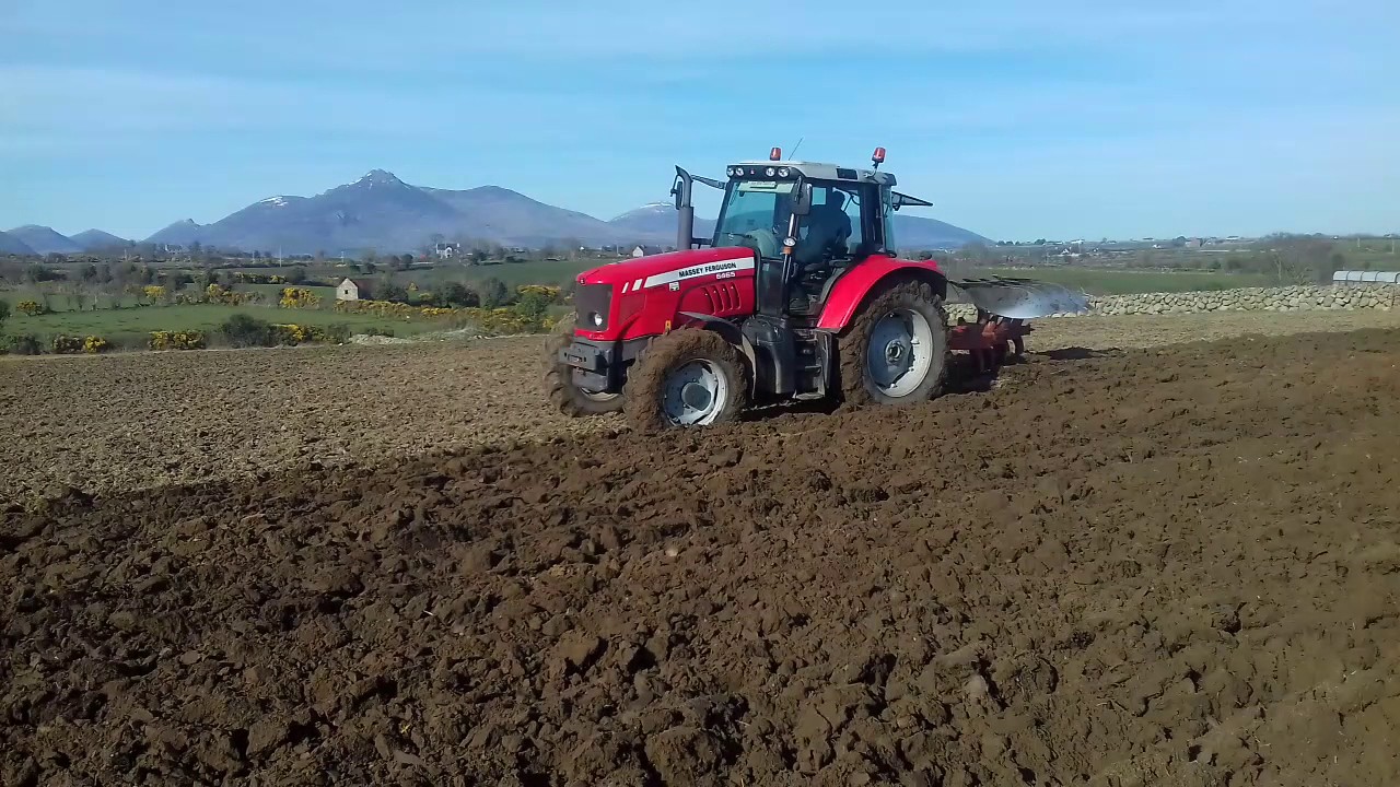 Ploughing in co.down with a massey 6455