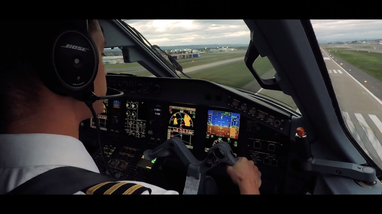 Embraer E175 Flight Santa Barbara to Portland in 4K!