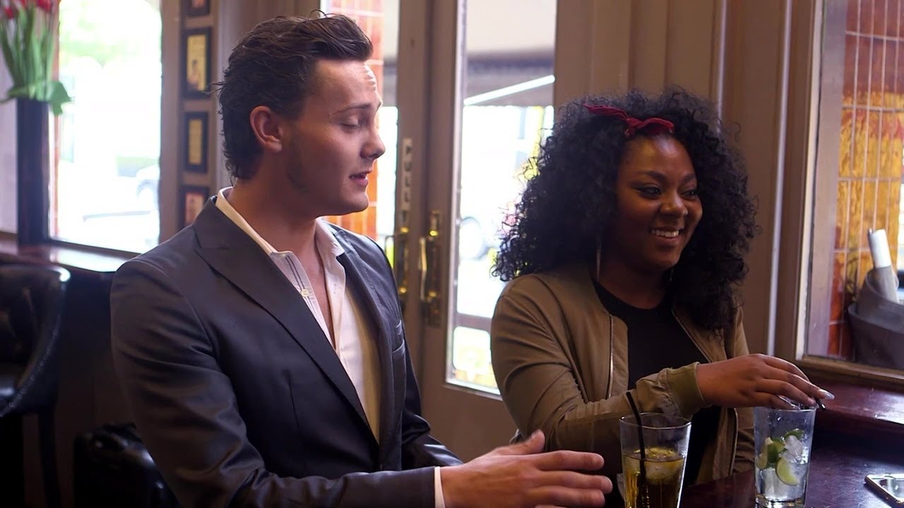 Celebrity Dating Mixer Chaos - Awkward Dates, Flirting & First Kisses!