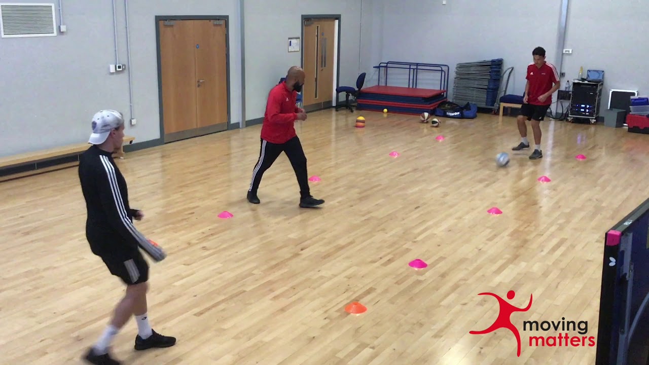 Social Distancing PE - Football: Passing and receiving in 3s