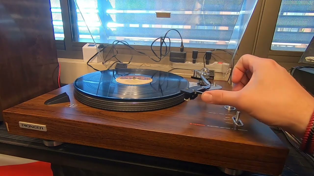 Tornamesa Pioneer PL-1250.