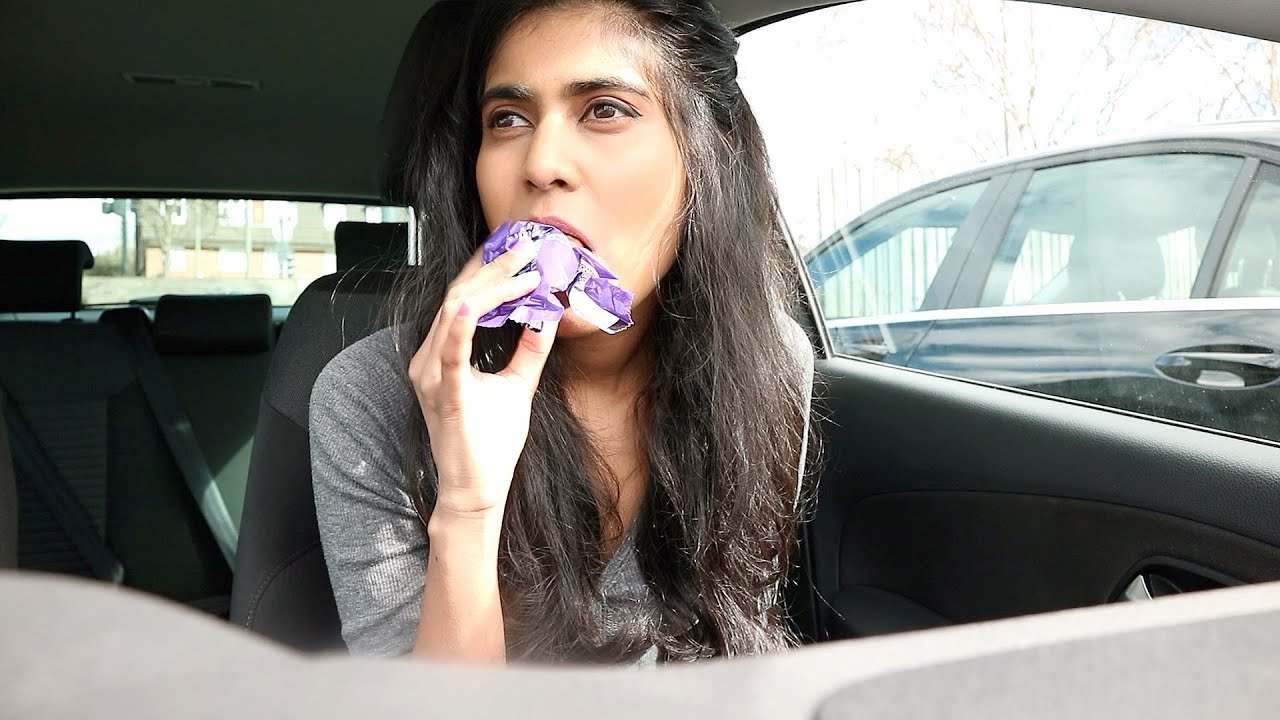 EATING ALL THE CALORIES & AMAZON UNBOXING!!