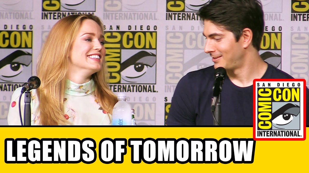 LEGENDS OF TOMORROW Season 2 Comic Con Panel (Part 1) - Caity Lotz, Brandon Routh, Dominic Purcell