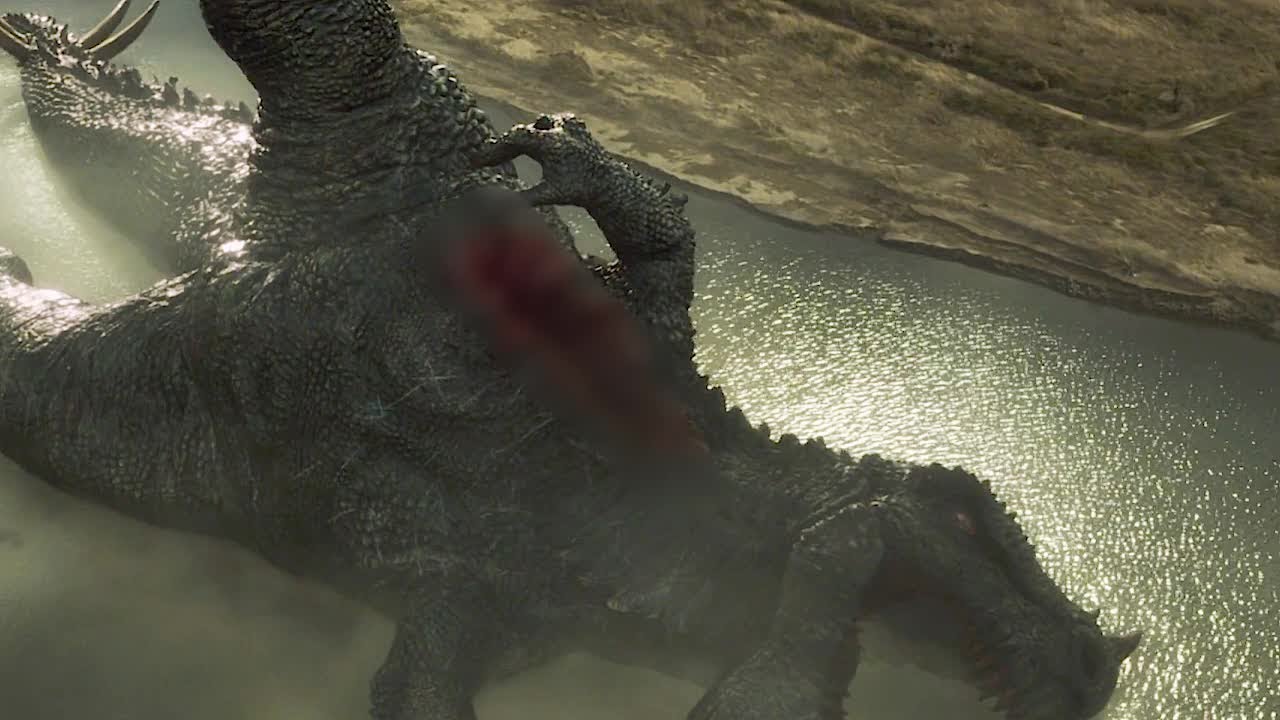 島國制服怪獸太奇葩，網友直呼：這創意絕了！ #日本 #怪兽 #制服 #收服 #剧情