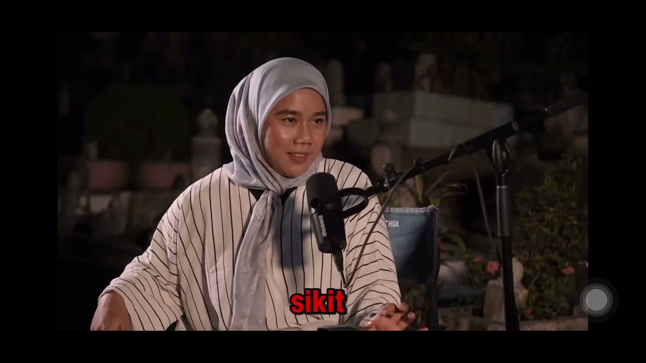 Buka hijab nak tgk Hantu