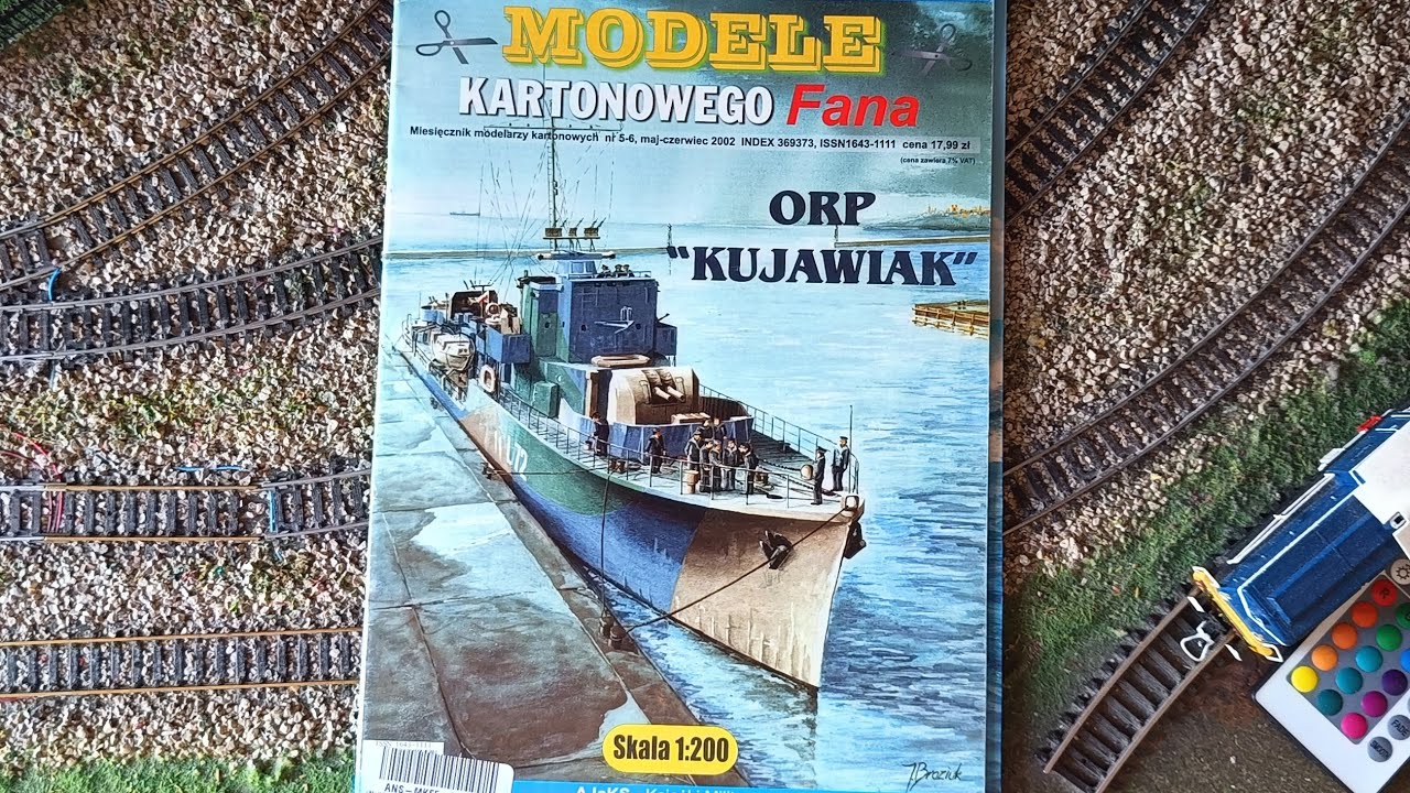 Niszczyciel ORP KUJAWIAK L72 Modele Kartonowego Fana wydawnictwa Answer w skali 1:200 nr 5-6/2002 
