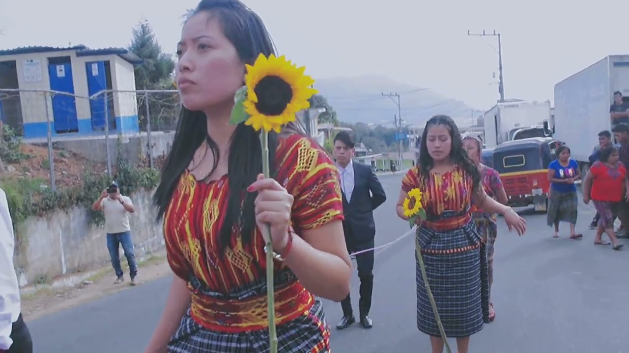 damas y caballero san antonio las trojes san juan Sacatepéquez desde aguas escondidas Sololá.