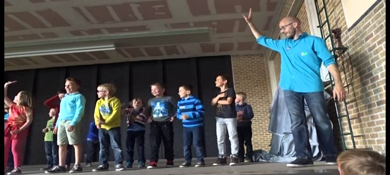 SCHOOLFEEST HET BENEDICTIENTJE POPERINGE 09 05 2015