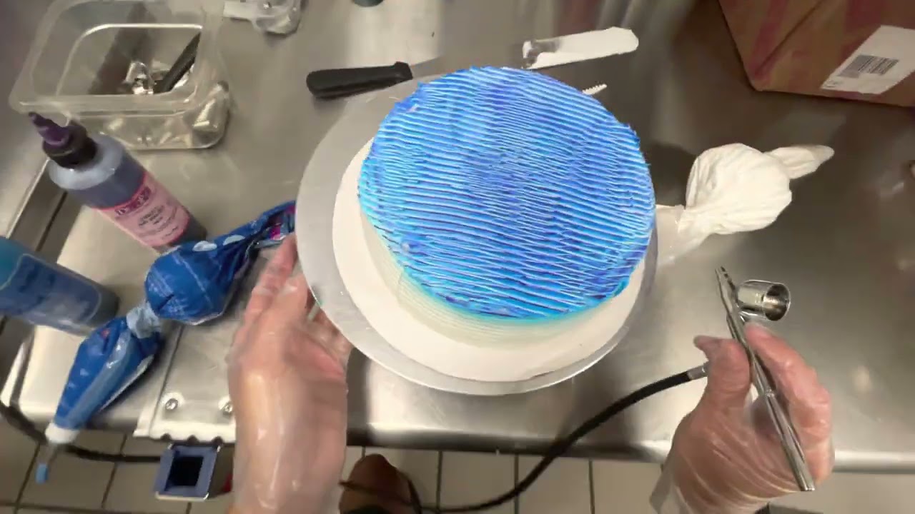 Two Tone Air Brush Cake