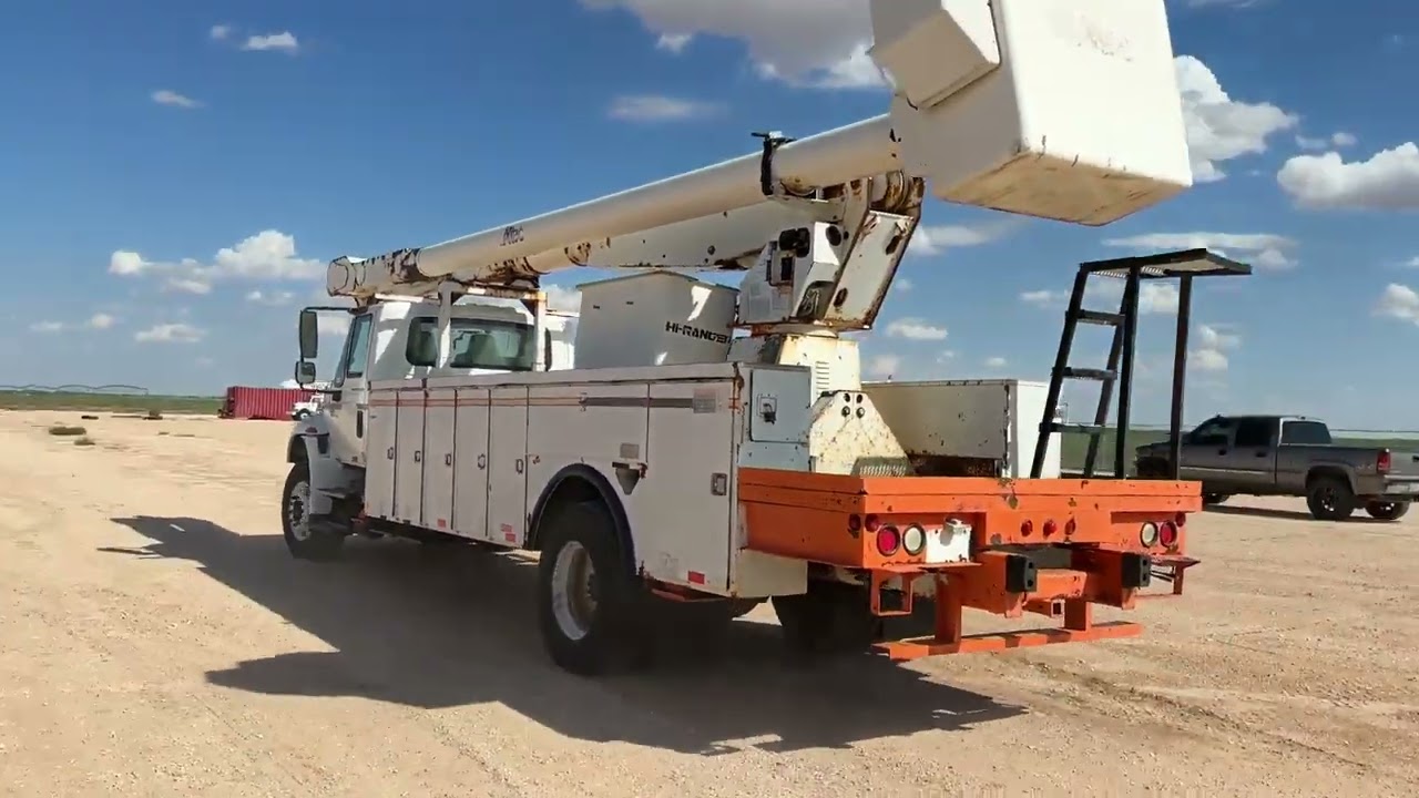 2005 ALTEC AM900 For Sale