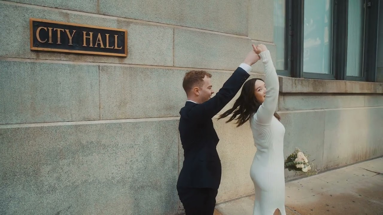 Richard & Alli | Chicago | City Hall Wedding