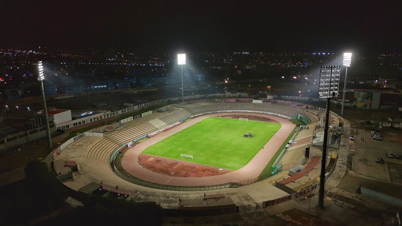 🏟️💡 Iluminación deportiva profesional desde cero | Proyecto completo de estadio de fútbol