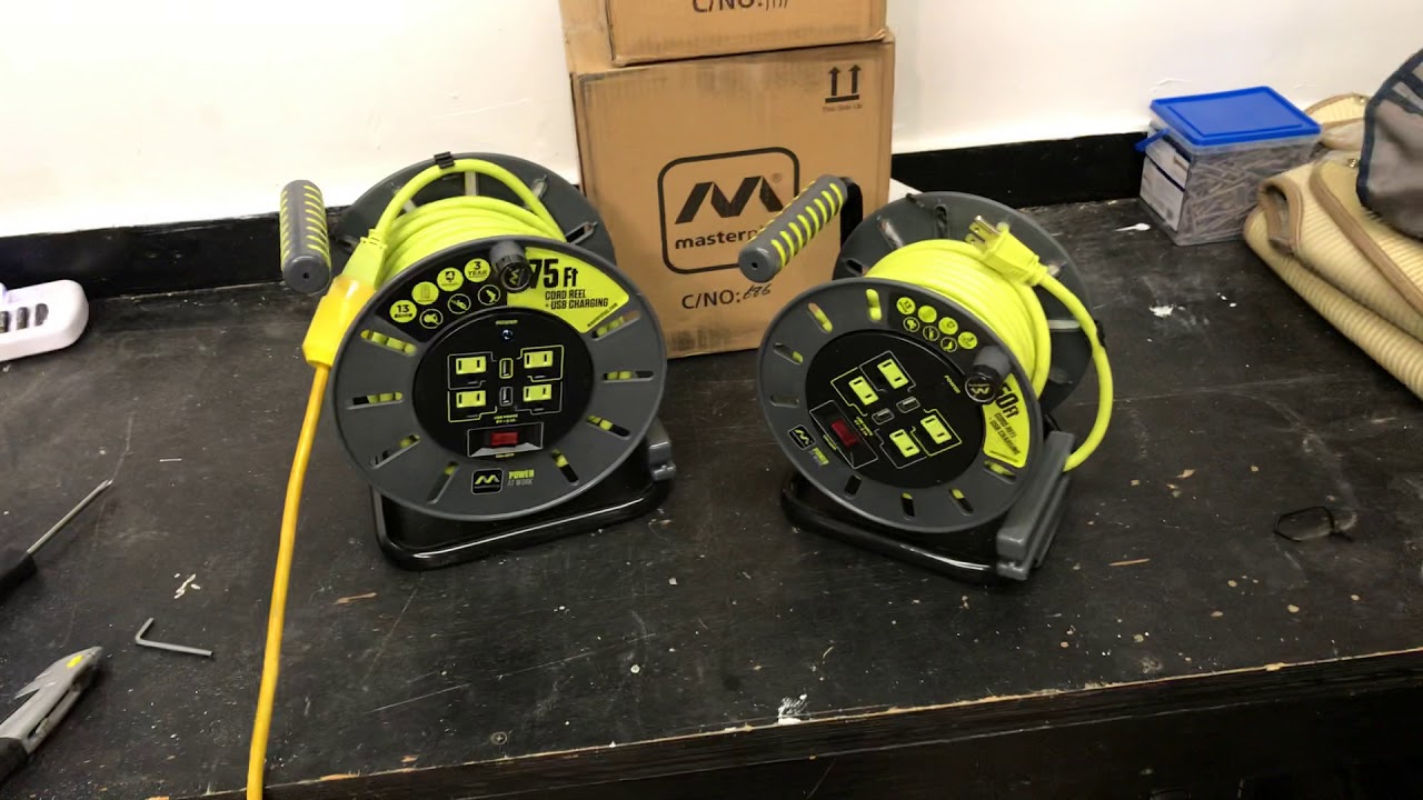Master Plug cord reel and USB ports