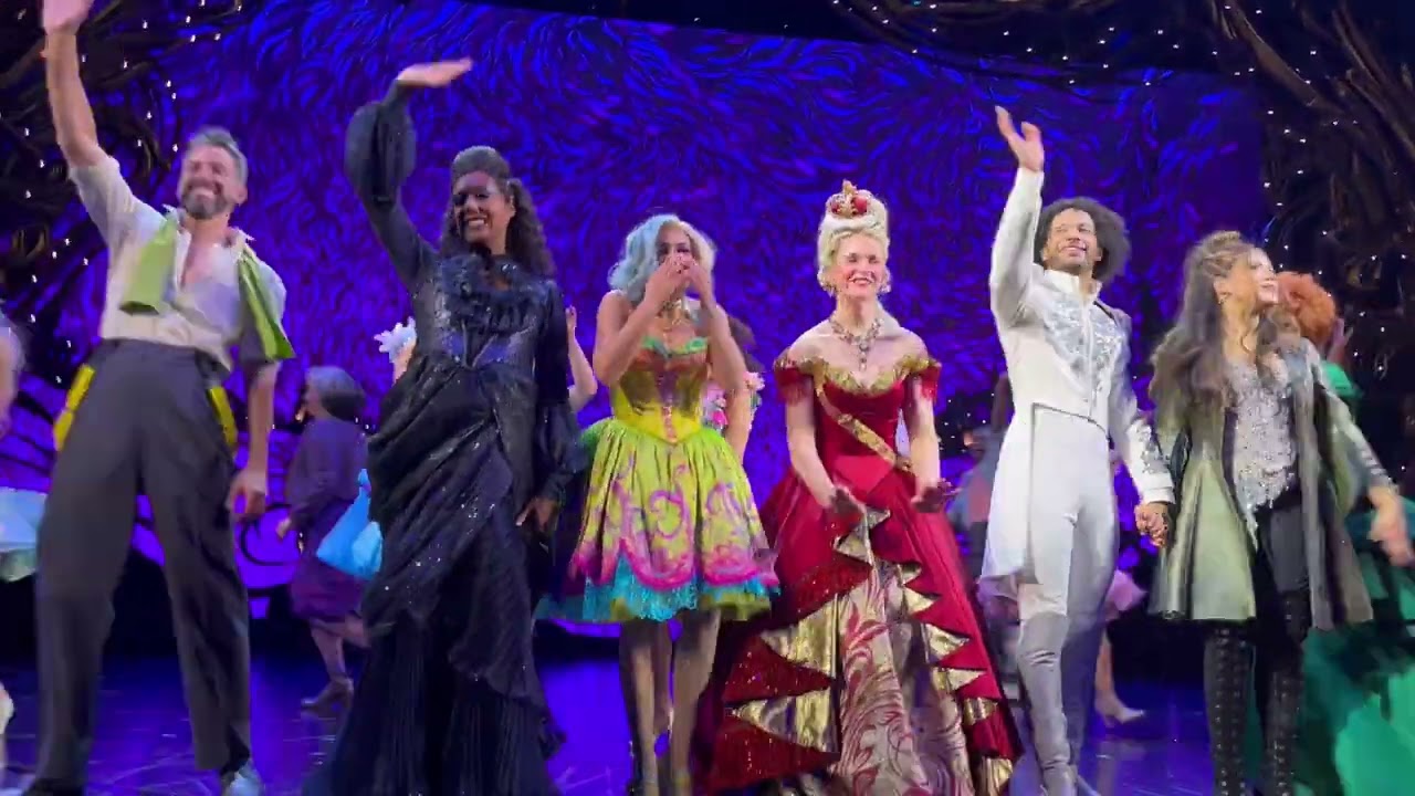 bad cinderella bows + orchestra outro | broadway | 05/18/23