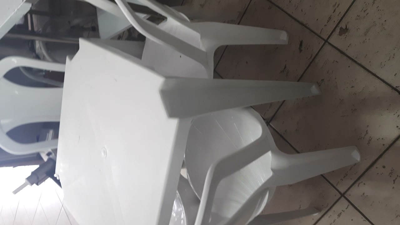 Mesa com 4 cadeiras Tramontina