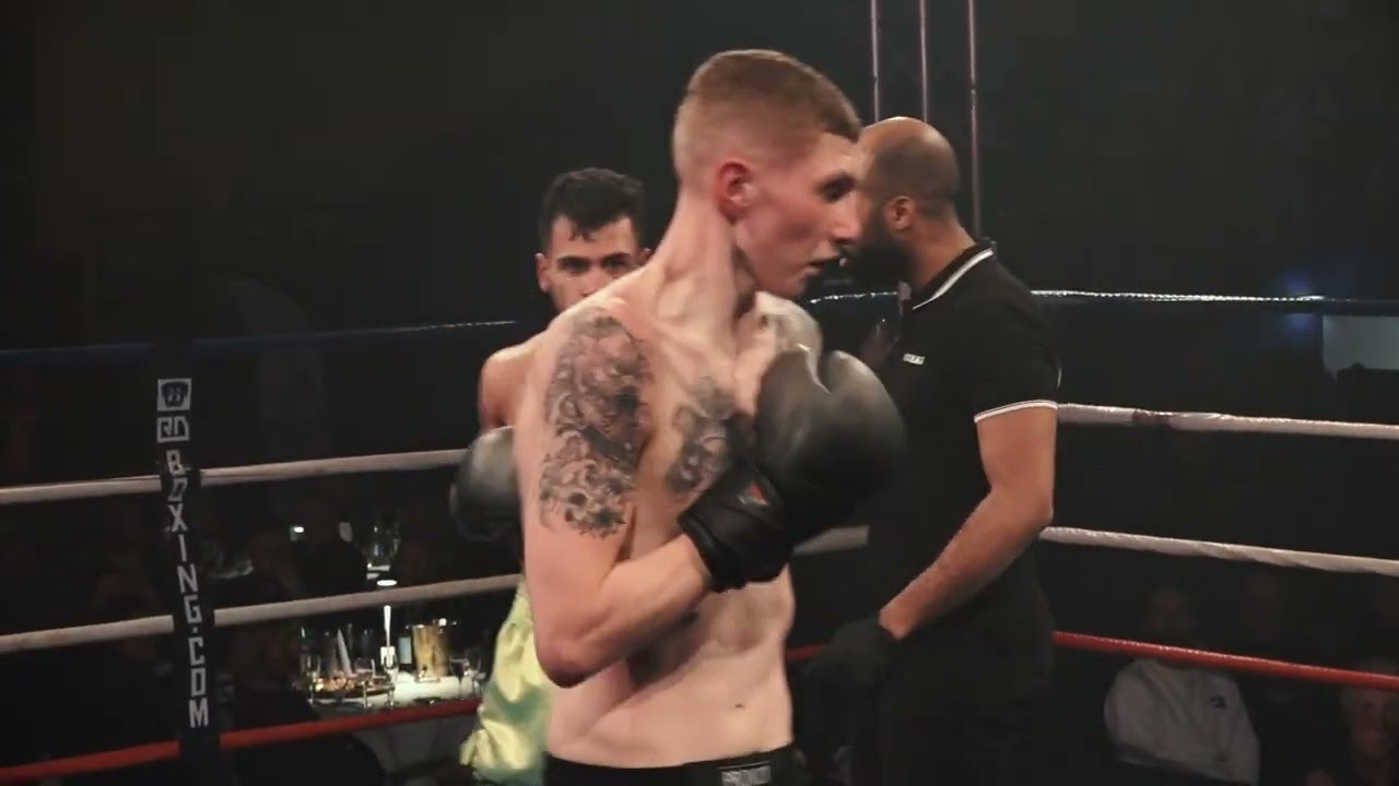 Jay SNODDON  Irlande vs Julien TOUSCH France          Kick Boxing K1