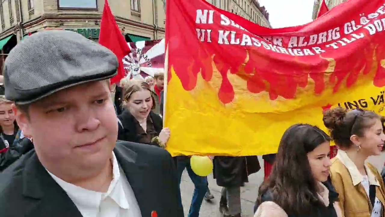 &Aring;rets 1:a majt&aring;g, kommunister, v&auml;nstern och Fi
