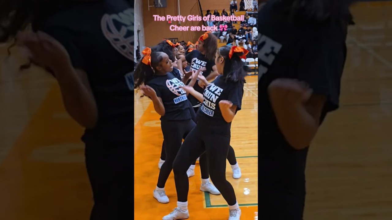 WHO WANT THE SMOKE 🧡💙 #cheer #cheerleading #highschoolbasketball #shorts