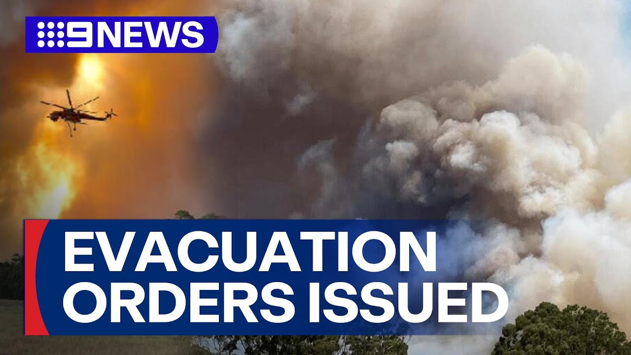 'Get Out': More extreme conditions on the way as bushfire destroys homes | 9 News Australia