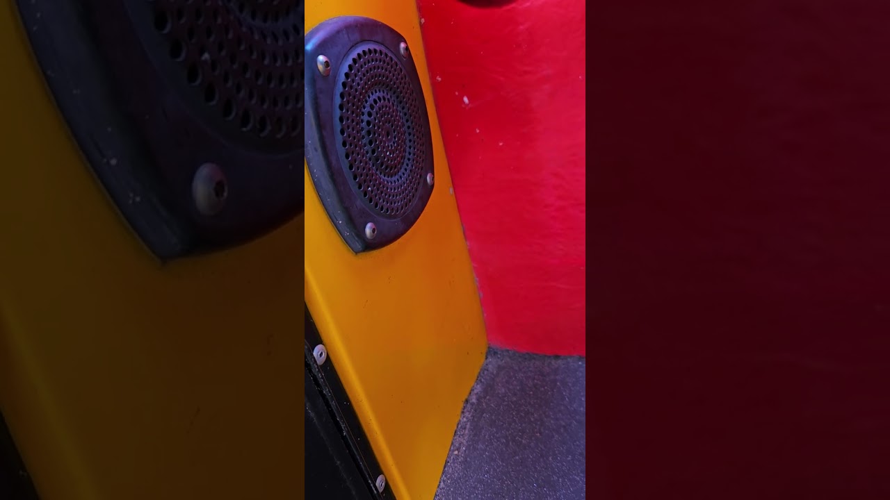 Rg mitchell postman pat kiddie ride at Joyland which has a bass audio