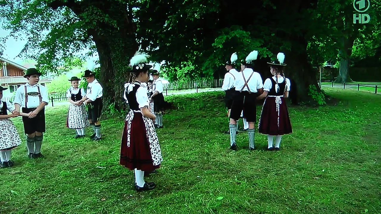 Kindergruppe des Trachtenvereins D´Arztberger Eisenärzt (August 2013)