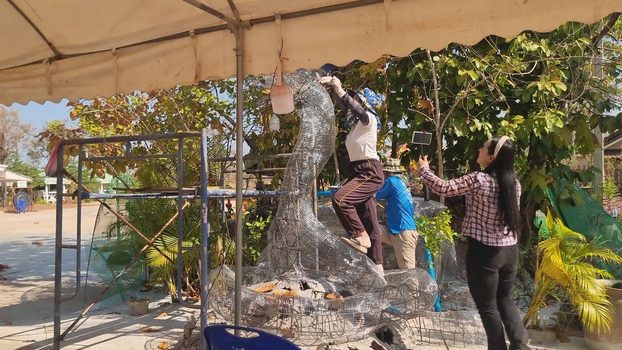 ทีมช่างโค้กอัพเดทปั้นแม่ย่าส่วนไหน?เปิดตัวผู้ช่วยผสมปูนคือใคร?
