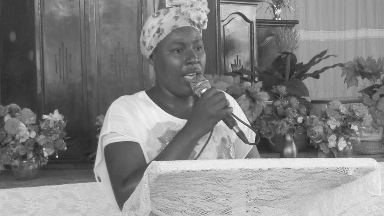 Dans les cieux et sur la terre - Adoration mardi 4 Aout 2020 avec Sr Cherlie Désir