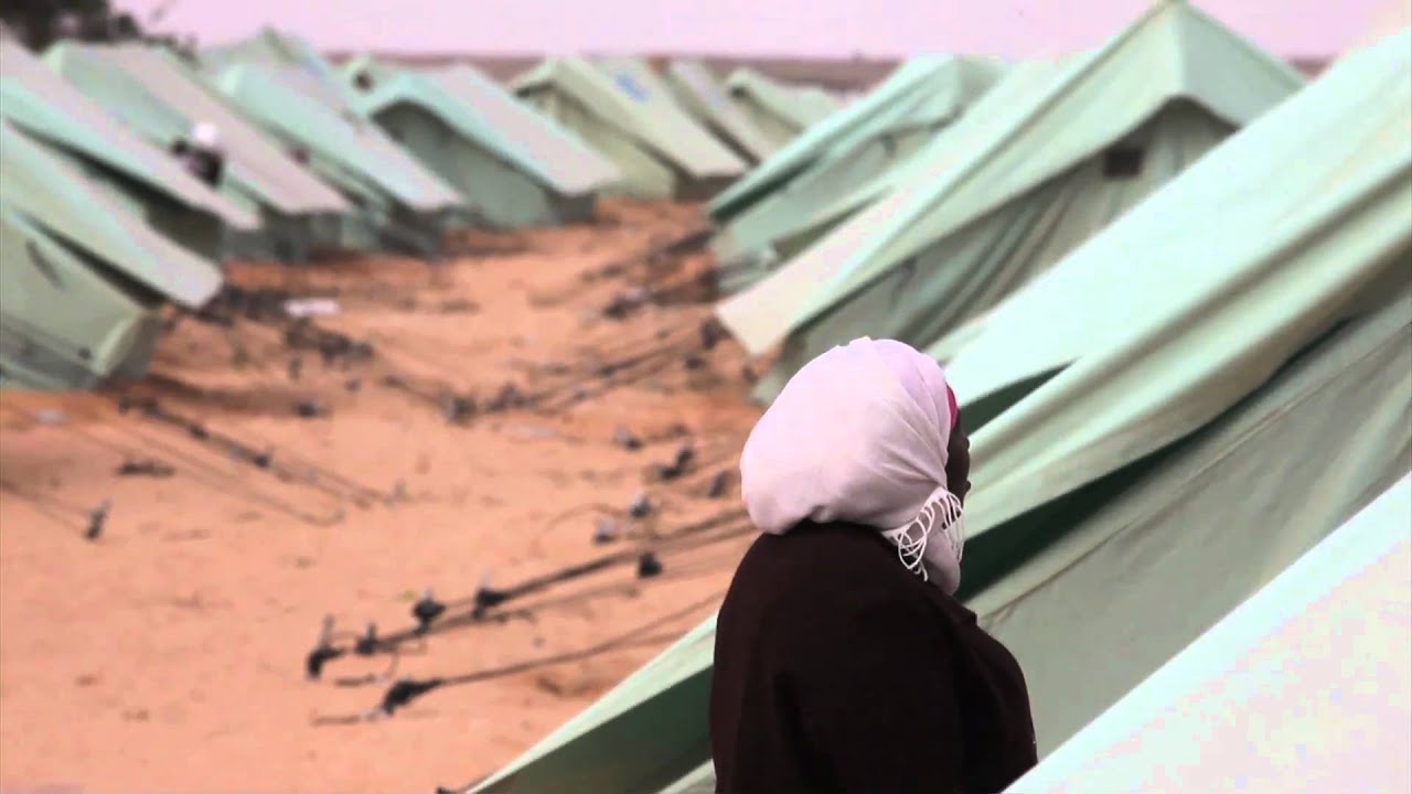 UNICEF: Families seek shelter at the Tunisia-Libya border
