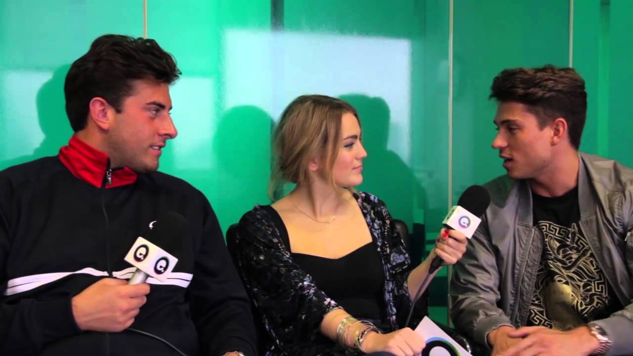 Joey Essex & Lucy Mecklenburgh Dish Dirt On Their Holiday Hook-Ups In Las Vegas