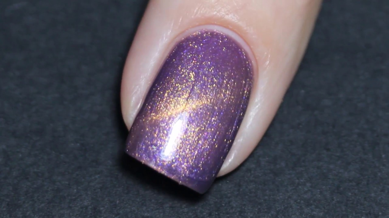 Magnetic Nail polish 