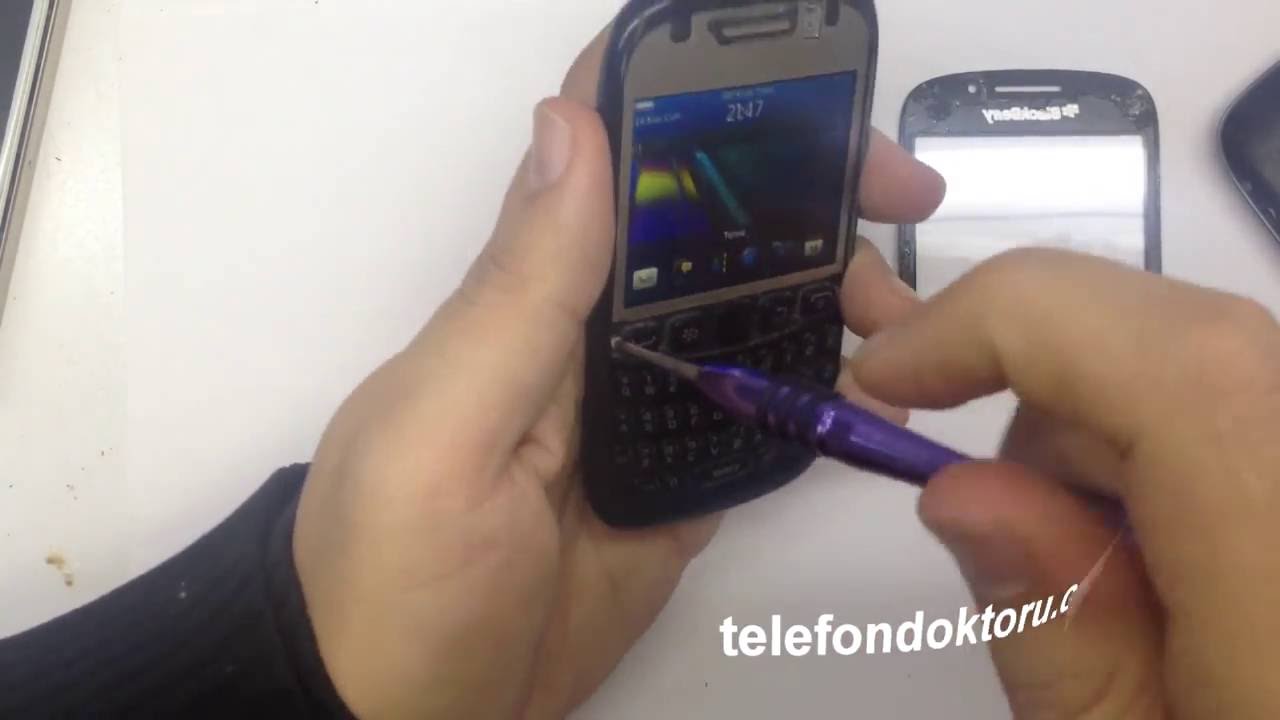 Blackberry 9220 Disassembly