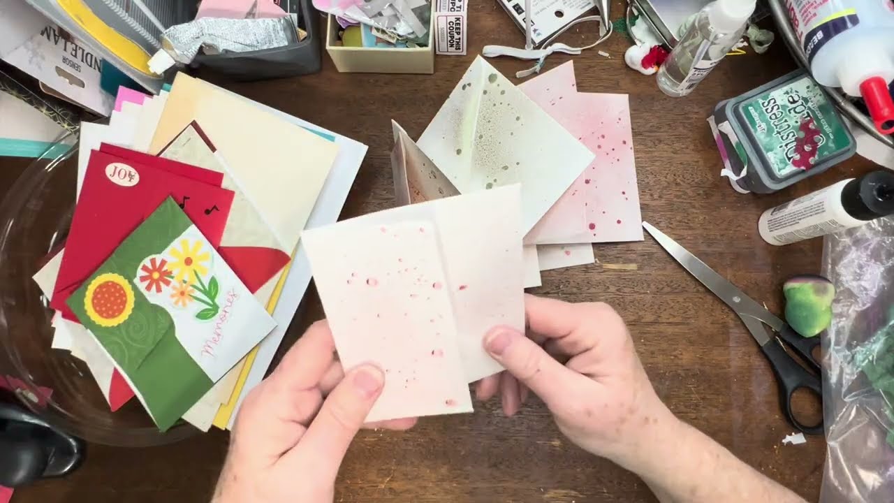 What do I do with all these envelopes? Multiple pockets Pocket!