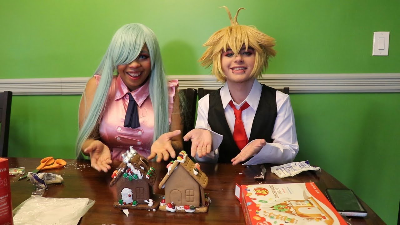Making Gingerbread Houses with Meliodas and Elizabeth! | Seven Deadly Sins Cosplay!