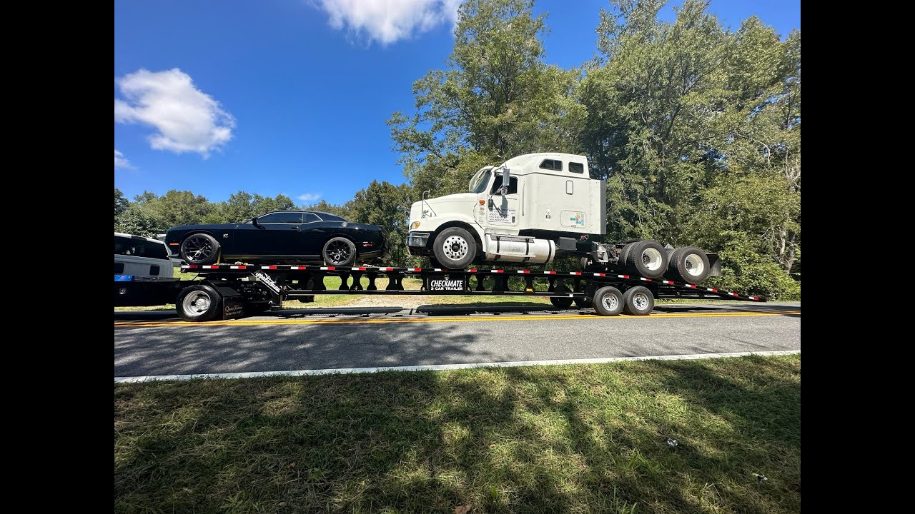 !!!!  3 Car Trailer Hauls Semi !!!!