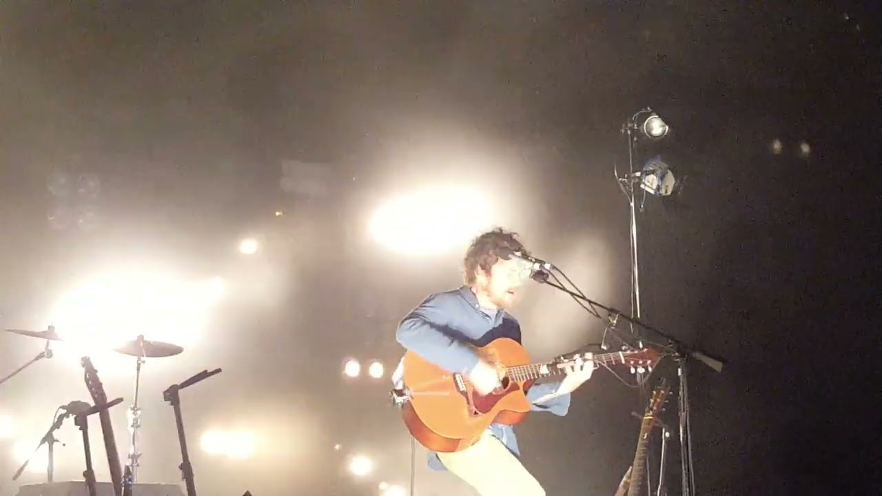 Ed Sheeran (give me love) versus Damien Rice (I remember)