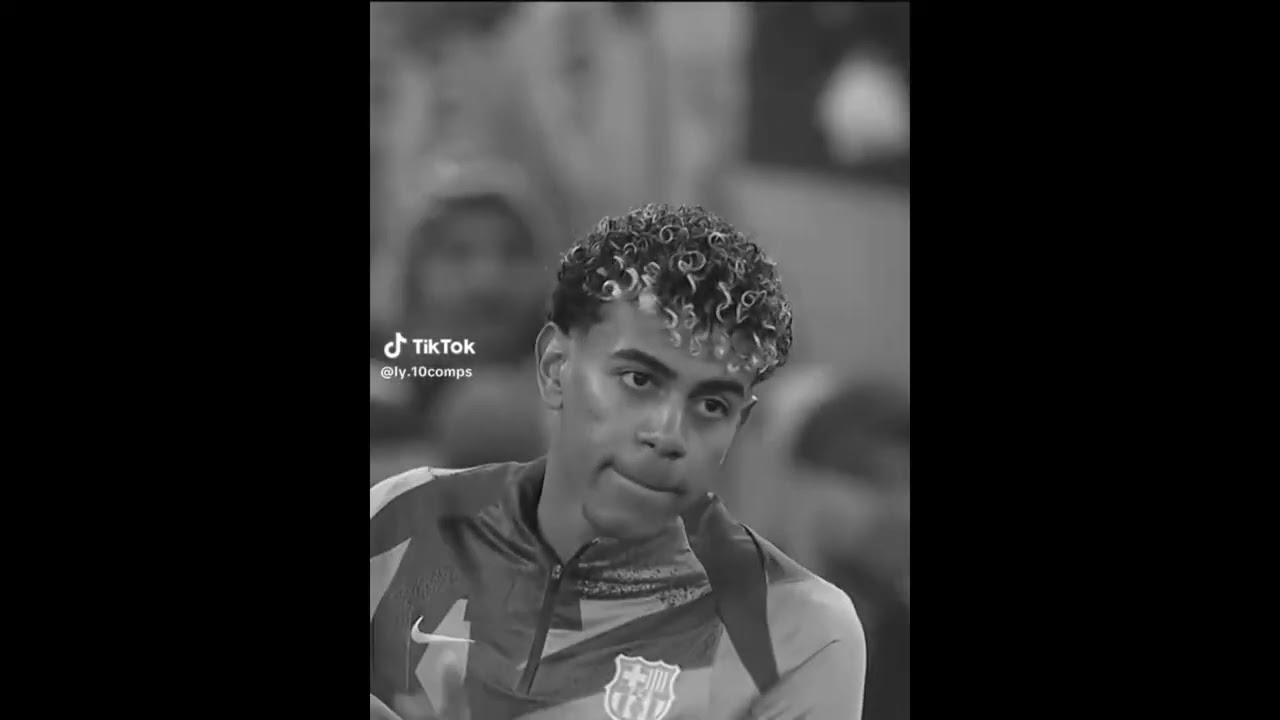 Lamine Yamal INSANE Dribbling Skills and Aura Moments.