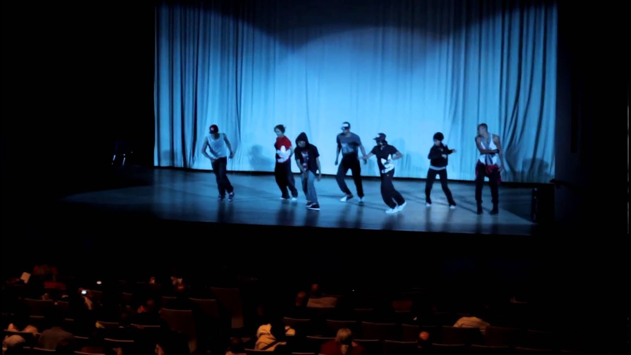UFN performing at the 2011 Rock the Runway Children Fashion Show
